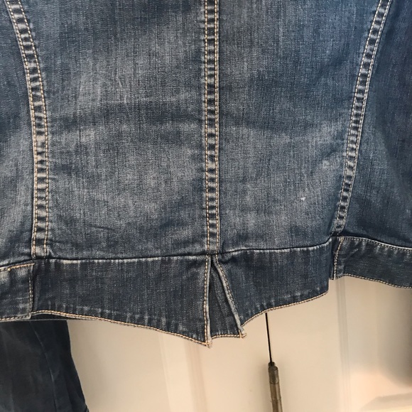 White House Black Market Denim Jacket - Picture 5 of 6